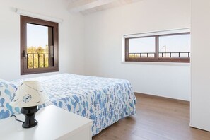 3 Schlafzimmer, Bügeleisen/Bügelbrett, Reisekinderbett, kostenloses WLAN