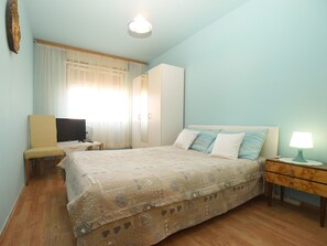 2 bedrooms, Internet