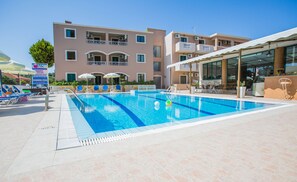 Exterior - Kozanos Hotel & Suites (Zakynthos)