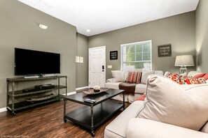 3 bedrooms, individually decorated, individually furnished