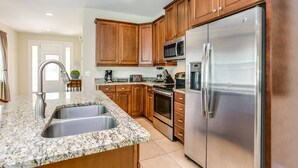 Private kitchen - Aco8064ha - The Encore Club Resort - 8 Bed 7 Baths House (Kissimmee)