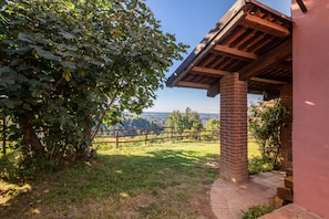 Property grounds - Beautiful rustic in the Langhe (Clavesana)