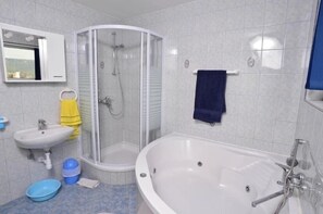Bathroom - Apartments Bella Vista Split (Split)