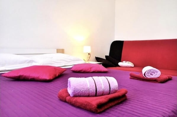 Apartment, 3 Bedrooms | Iron/ironing board, free WiFi, bed sheets