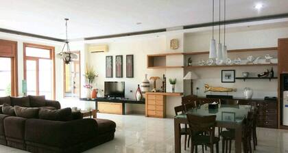 GK Gallery Rumah Sewa