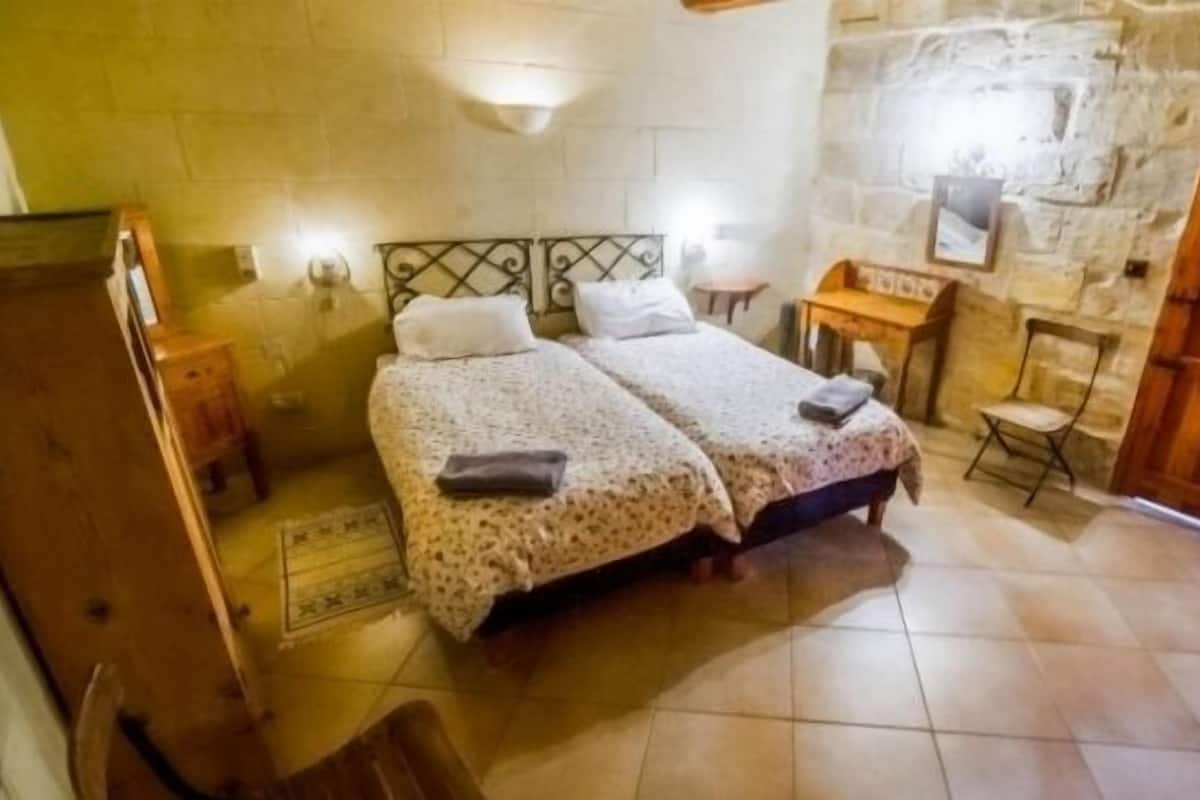 Villa, 2 Bedrooms (ta’ Marija) | 3 bedrooms, free WiFi