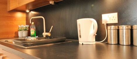 Apartment, 1 Bedroom | Private kitchen | Fridge, microwave, oven, stovetop