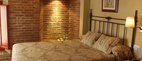 Double or Twin Room | Desk, cots/infant beds, free WiFi, bed sheets