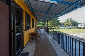 Lobby - OYO 89873 Nurbayu Chalet (Cherating)