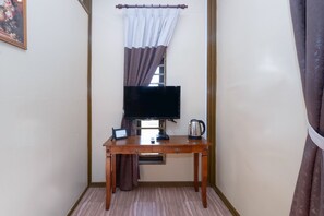 ห้องพรีเมียมสวีท | 1 ห้องนอน, โต๊ะทำงาน, พื้นที่ทำงานแบบใช้แล็ปท็อป, Wi-Fi ฟรี