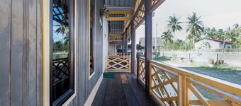 OYO 89873 Nurbayu Chalet