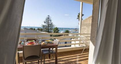 Marina Domus 82 Sud, 50 meters from the beach