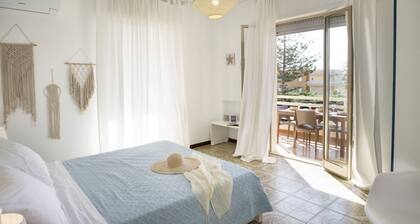 Marina Domus 82 Sud, 50 meters from the beach