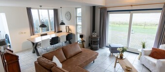 Oogduyne 133, luxe villa for 10 people, pets allowed