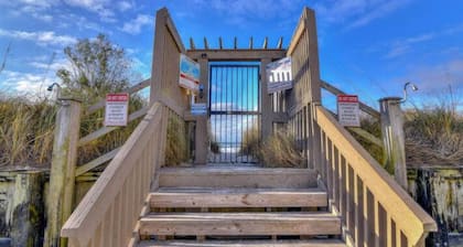 Ocean Seven Sugar Beach E7-Free Beach Chairs-Ground Floor-1Bd/1Ba/Sleeps 4-Walk to Beach