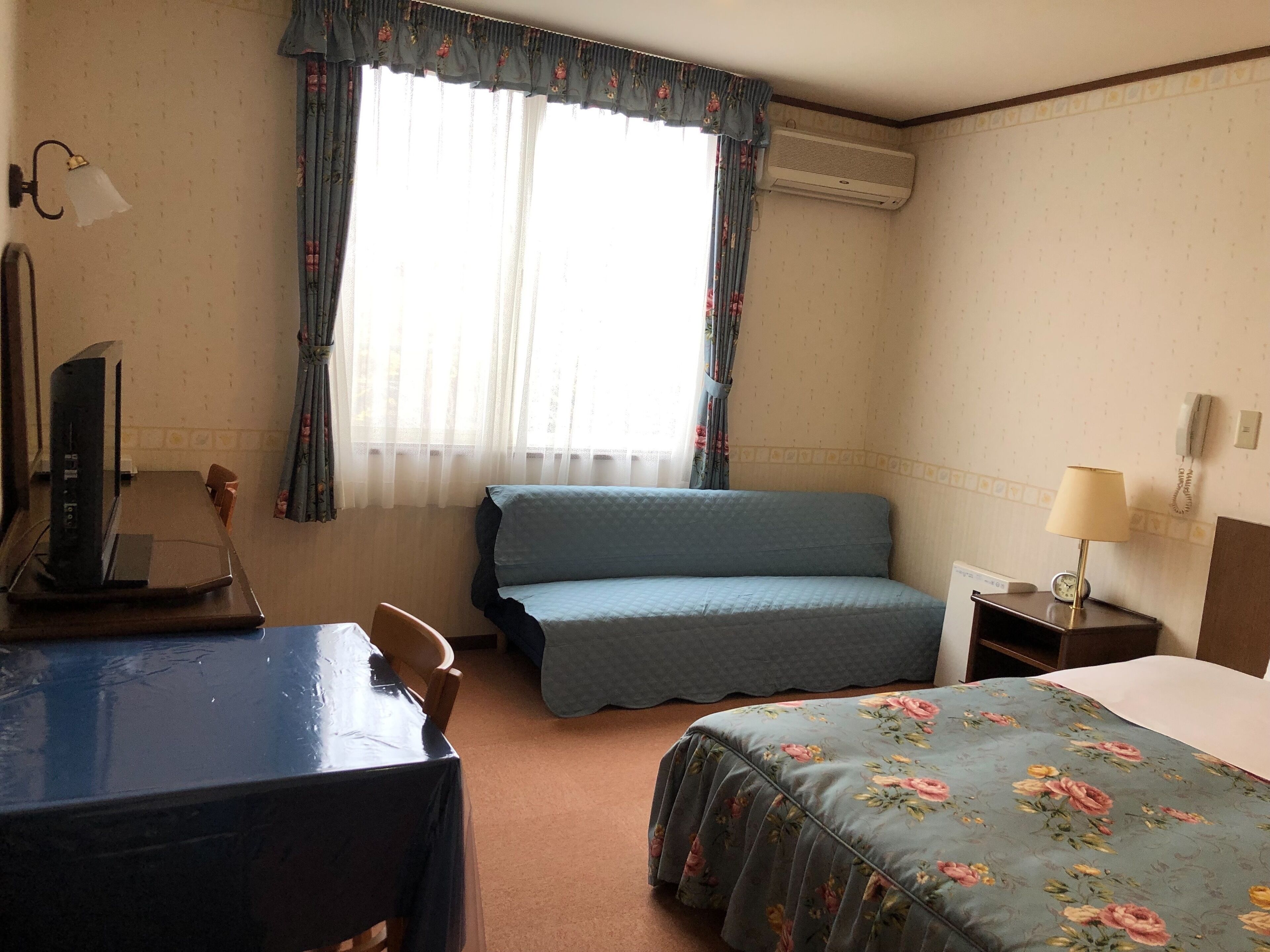 large double room with sofa bed, non smoking (annex, 1st floor) 301 | free wifi, bed sheets