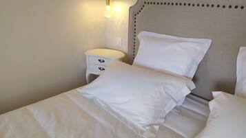 Room | Individually decorated, individually furnished, desk, free WiFi