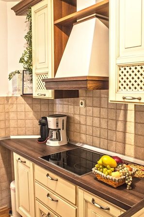 Superior Apartment, 1 Bedroom | Private kitchen | Fridge, microwave, stovetop, dishwasher