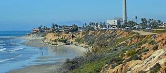 Hot Tub & Views of the lagoon - The Carlsbad Lagoon Hacienda