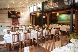 Restaurant - Hotel Emen (Mostar)