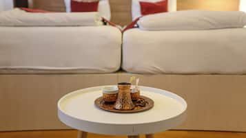 Family Room (Deluxe)