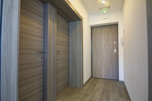 Interior - Rose Gold Rooms & Studio With Balcony (Split)