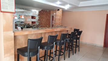 Bar (en el alojamiento)