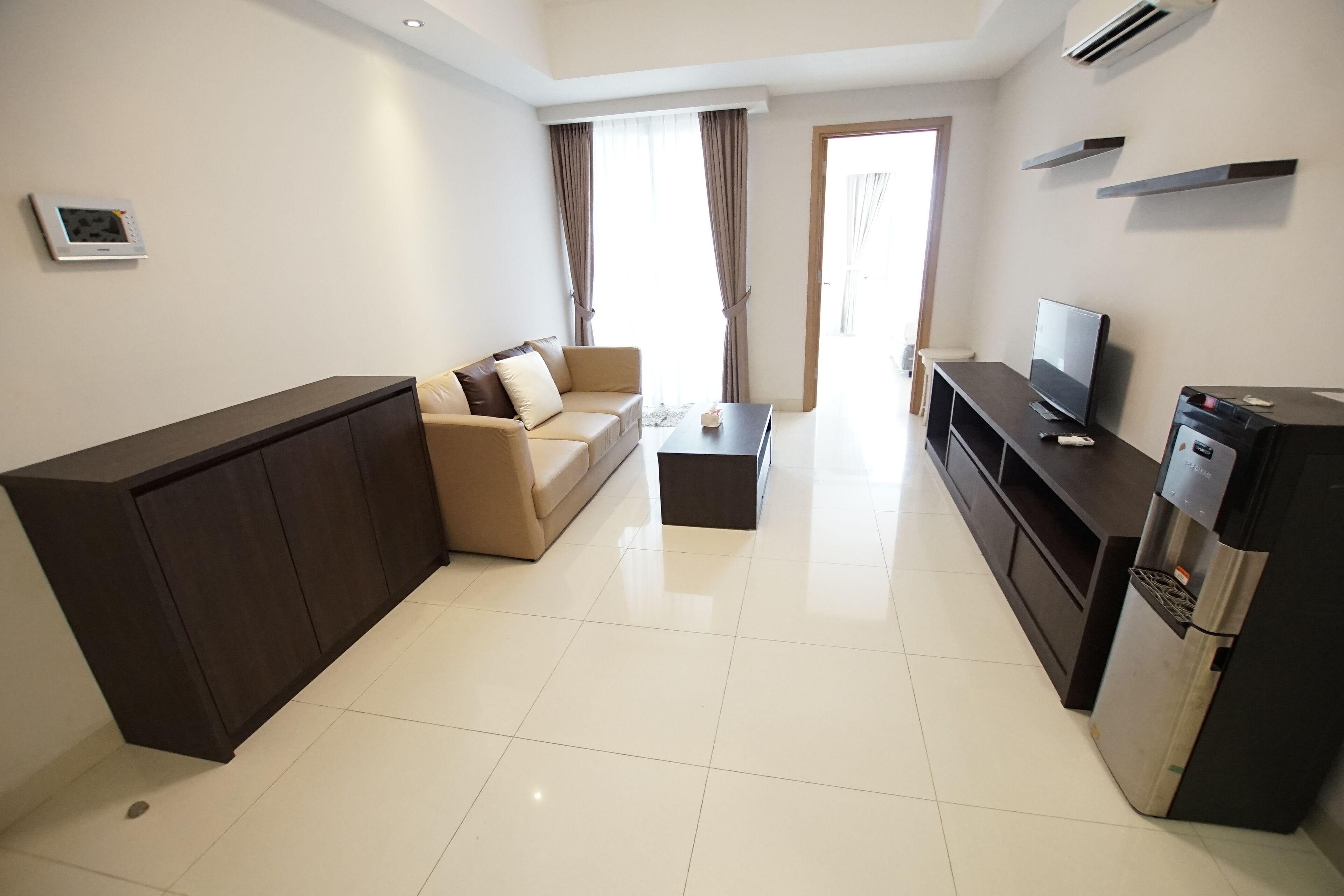 Apartamento, 1 quarto | Sala de estar | TV LCD