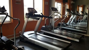 Gym - Apatel Sudirman Park (Jakarta)