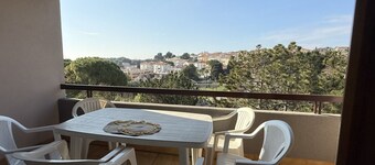 S078 - Sirolo, three-room apartment with terrace in the center