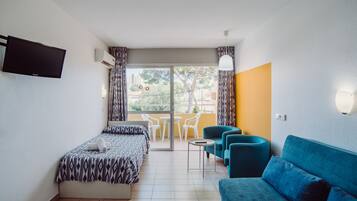 Apartment, Terrace | 1 bedroom, down duvets, rollaway beds, free WiFi