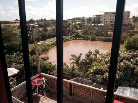 Vista al agua