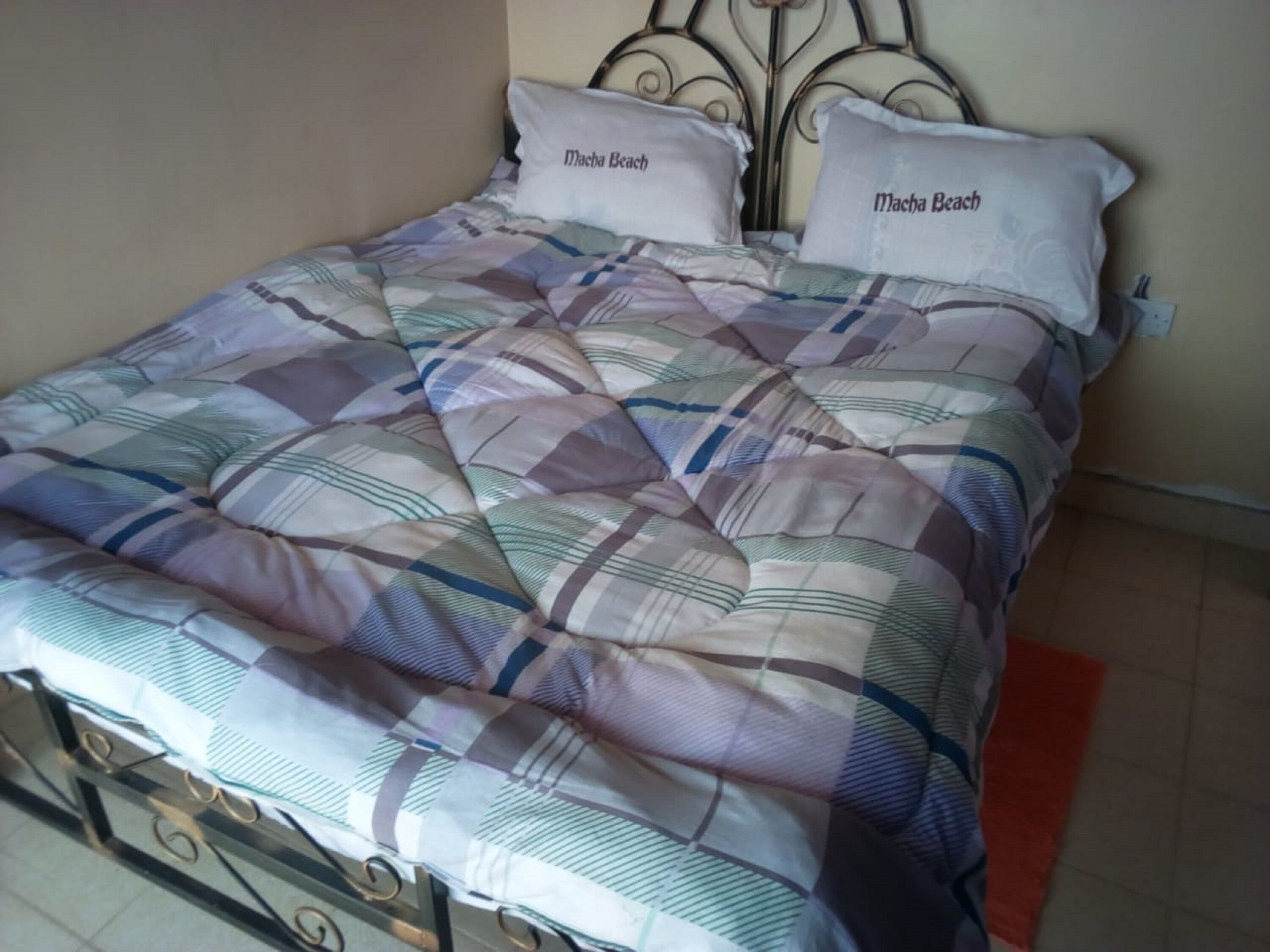Standard Double Room | Desk, free WiFi, bed sheets