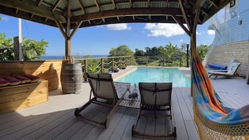 Piscine extérieure, piscine chauffée