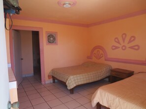 Bed sheets - Hotel Plaza Peñasco (Puerto Peñasco)