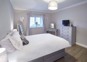 Talo (2 Bedrooms) | 2 makuuhuonetta, ylelliset vuodevaatteet, ilmainen Wi-Fi