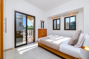 Room - Villa Amaryllis (Paralimni)