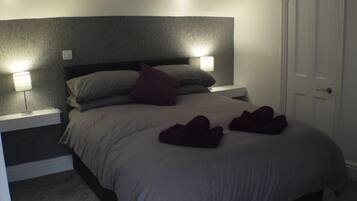 Double Room, 1 Double Bed, Mountain View (First Floor - Room Number 4)