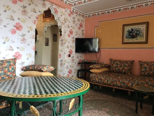 Televisión de pantalla plana