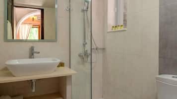Superior Bungalow | Bathroom | Hair dryer, slippers, towels