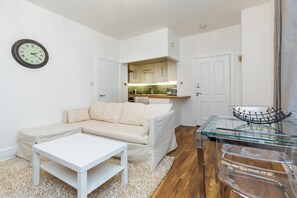 Televisión de pantalla plana, Netflix, servicios de streaming