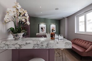 Bar (on property) - 123 MAINSTREET boutique hotel (St. Julian's)