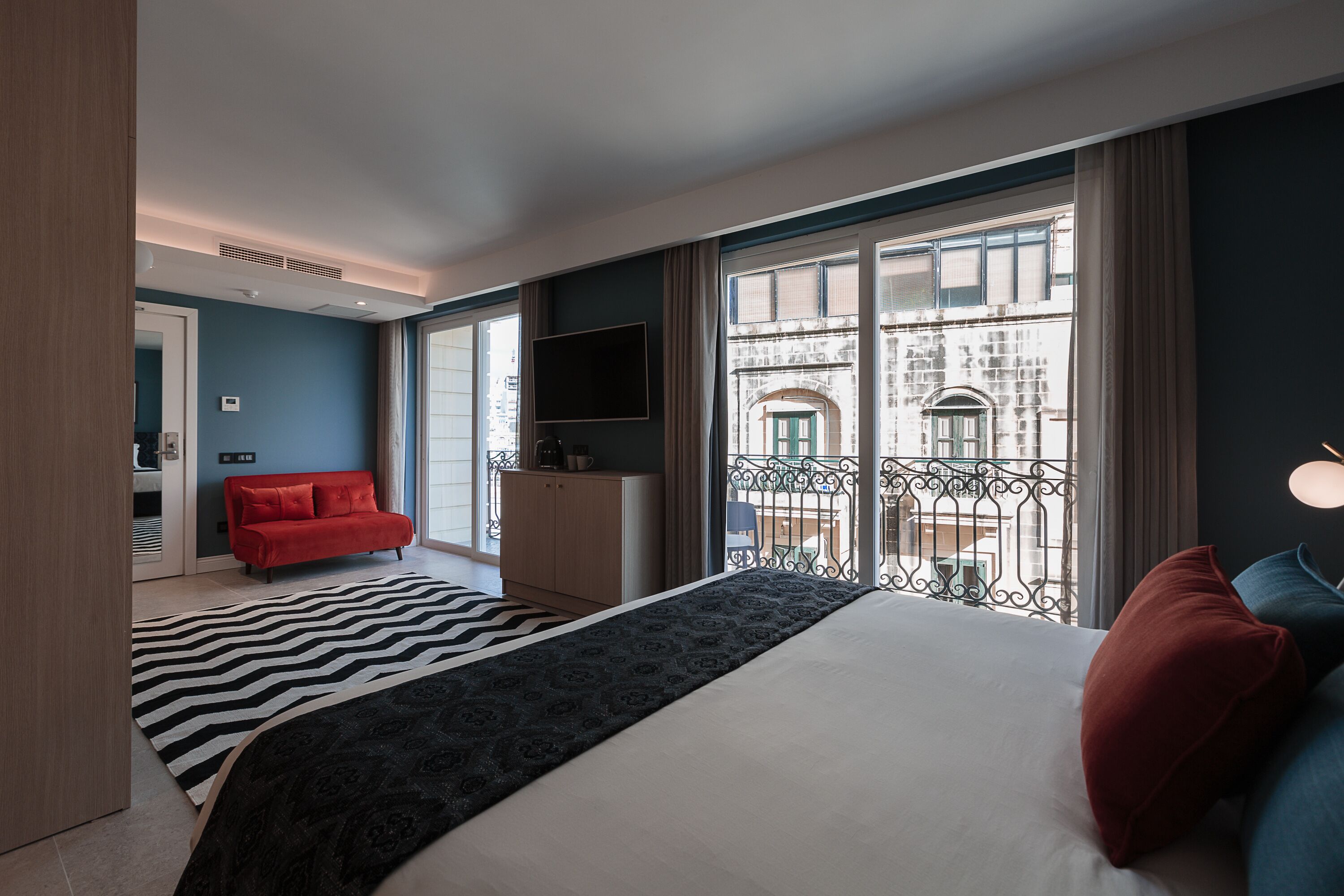 1 bedroom, minibar, in-room safe, individually decorated