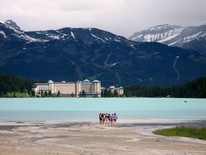 Beach - Mountain View Escape – Copperstone 2BR + Hot Tub (Bighorn No. 8)