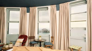 豪華客房, 海景 | 免費無線上網、床單