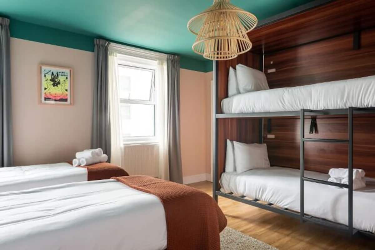 Wifi gratis y ropa de cama