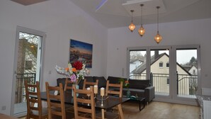 Unclassified image, 4 of 21, button - Unique Apartment 11 (Frankfurt)