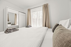 2 bedrooms, WiFi, bed sheets - 2bedroom apartment - ground floor (Vrvari)