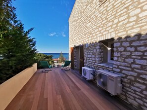 Property grounds - MOR302-T3 Duplex neuf Vue mer 100m plage (Saint-Florent)