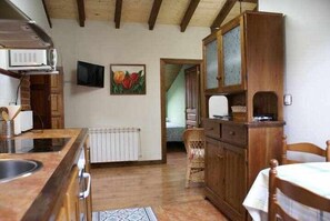 Kochgeschirr/Geschirr/Besteck